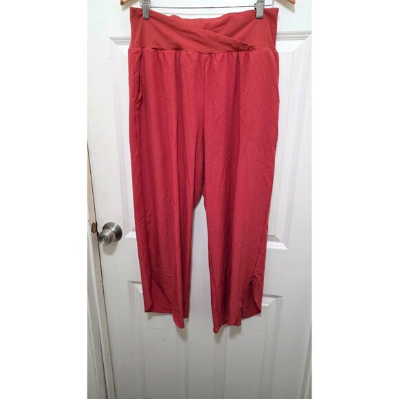 Halara High-Waisted Hiking Camping Coral Red Crop Pants Crossover Waistband & Si - Picture 2 of 8